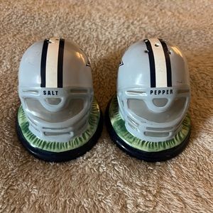 Dallas Cowboys Salt & Pepper shakers